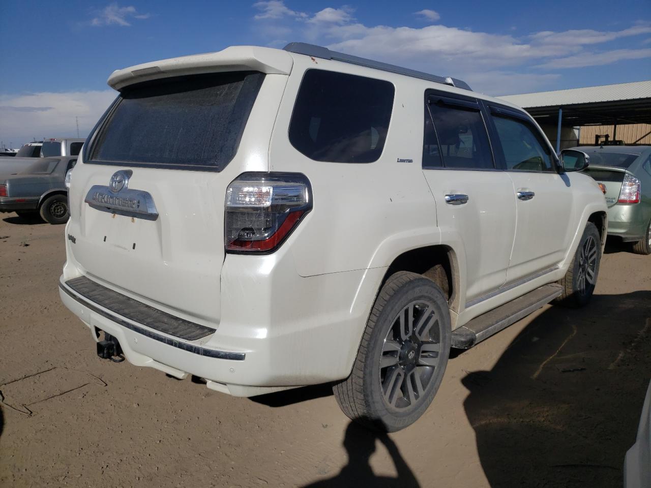 Photo 4 from auction – 2017 TOYOTA 4RUNNER SR with VIN JTEBU5JR7H5446809