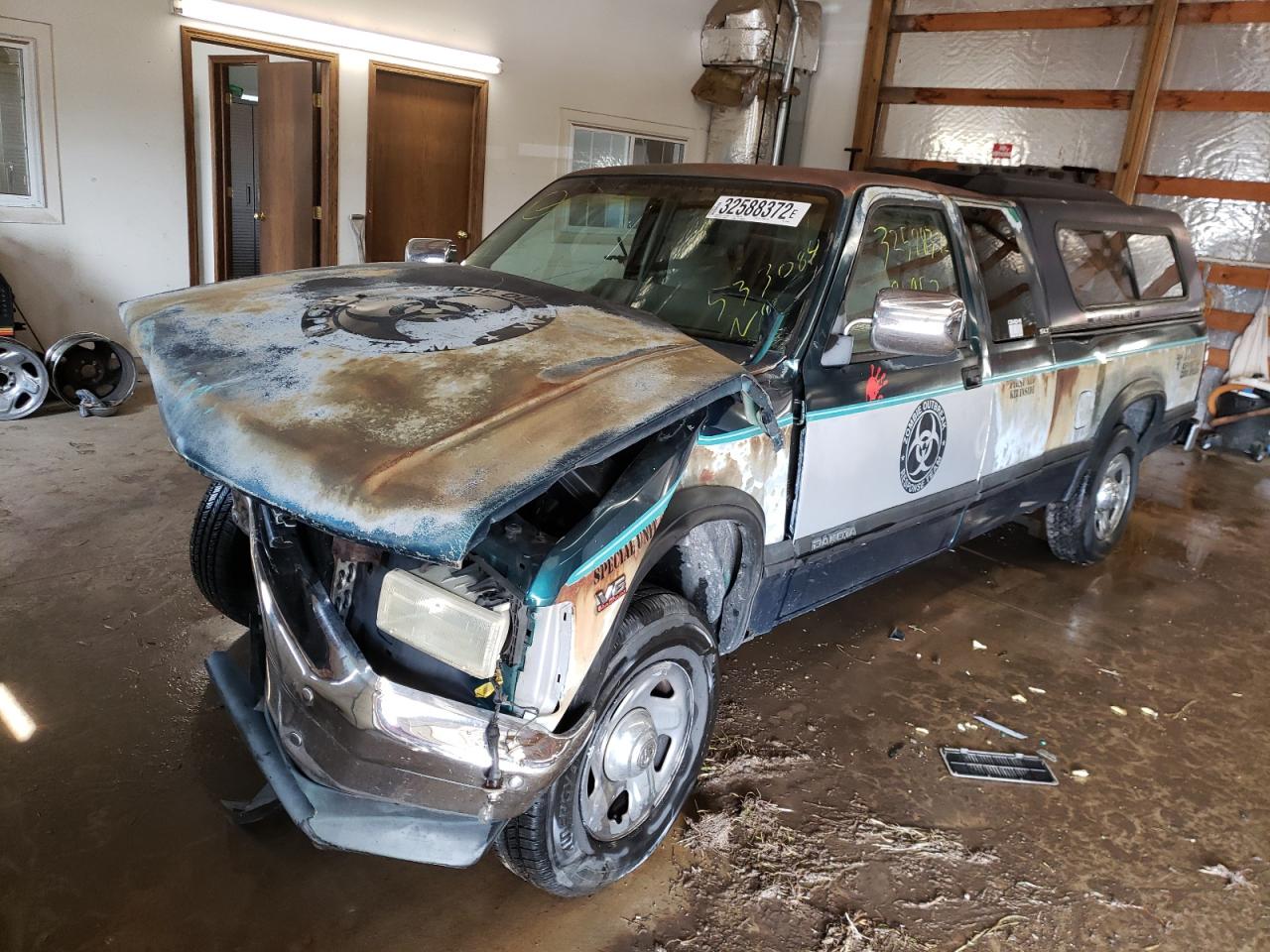 Photo 2 from auction – 1994 DODGE DAKOTA with VIN 1B7GL23X5RS533084