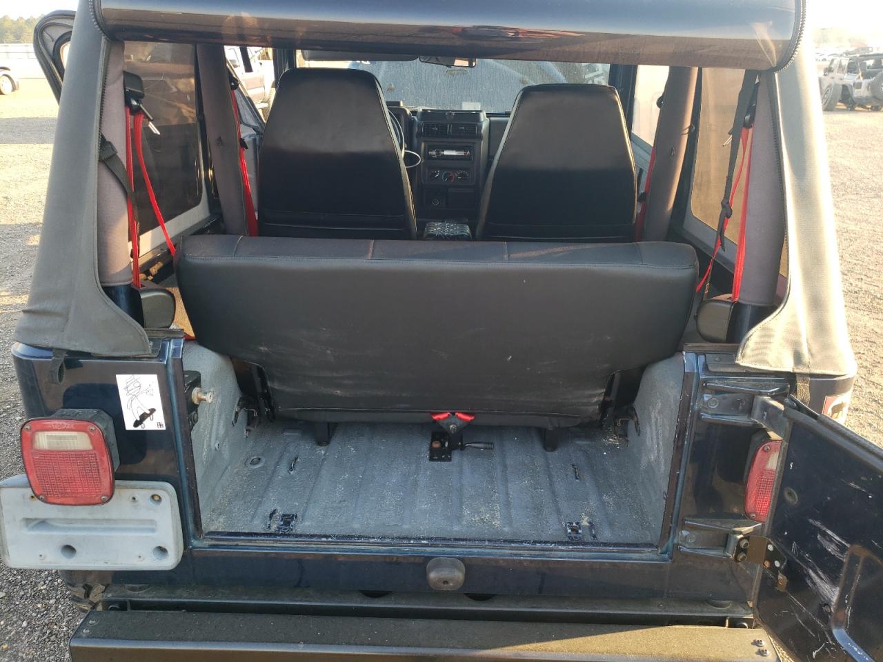 Foto 9 de la subasta – 2002 JEEP WRANGLER / con VIN 1J4FA49S52P750209