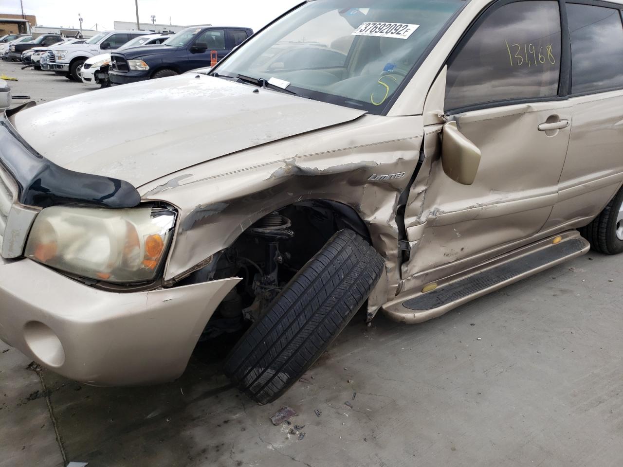 Photo 9 from auction – 2006 TOYOTA HIGHLANDER with VIN JTEDP21A760096102