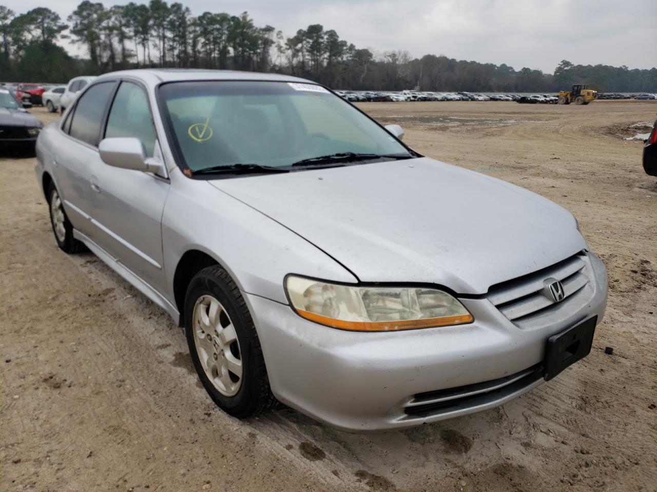 HONDA ACCORD 2002 with VIN 1HGCG566X2A167417 - Photo from auction