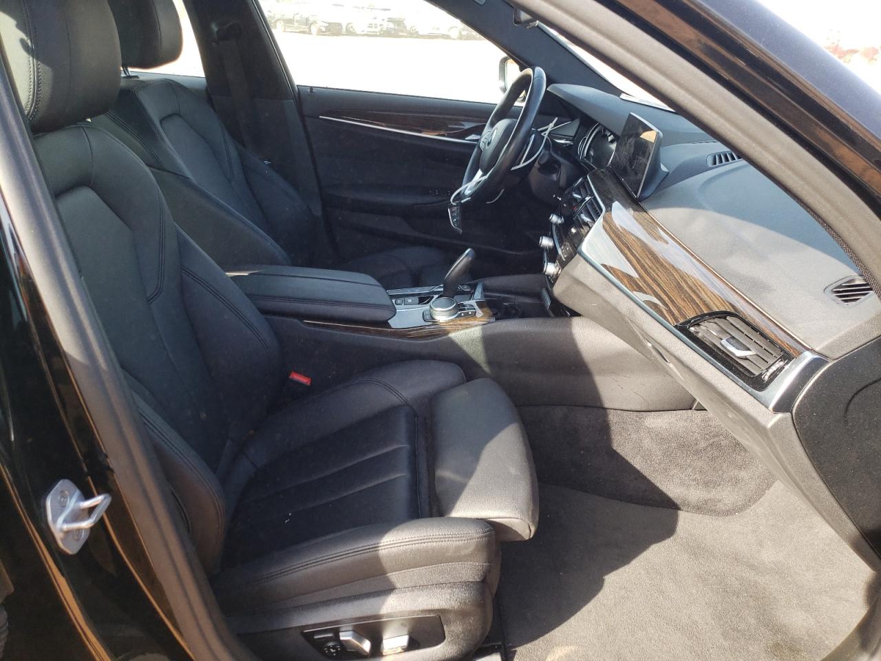 Photo 5 from auction – 2018 BMW 530E with VIN WBAJA9C58JB249906