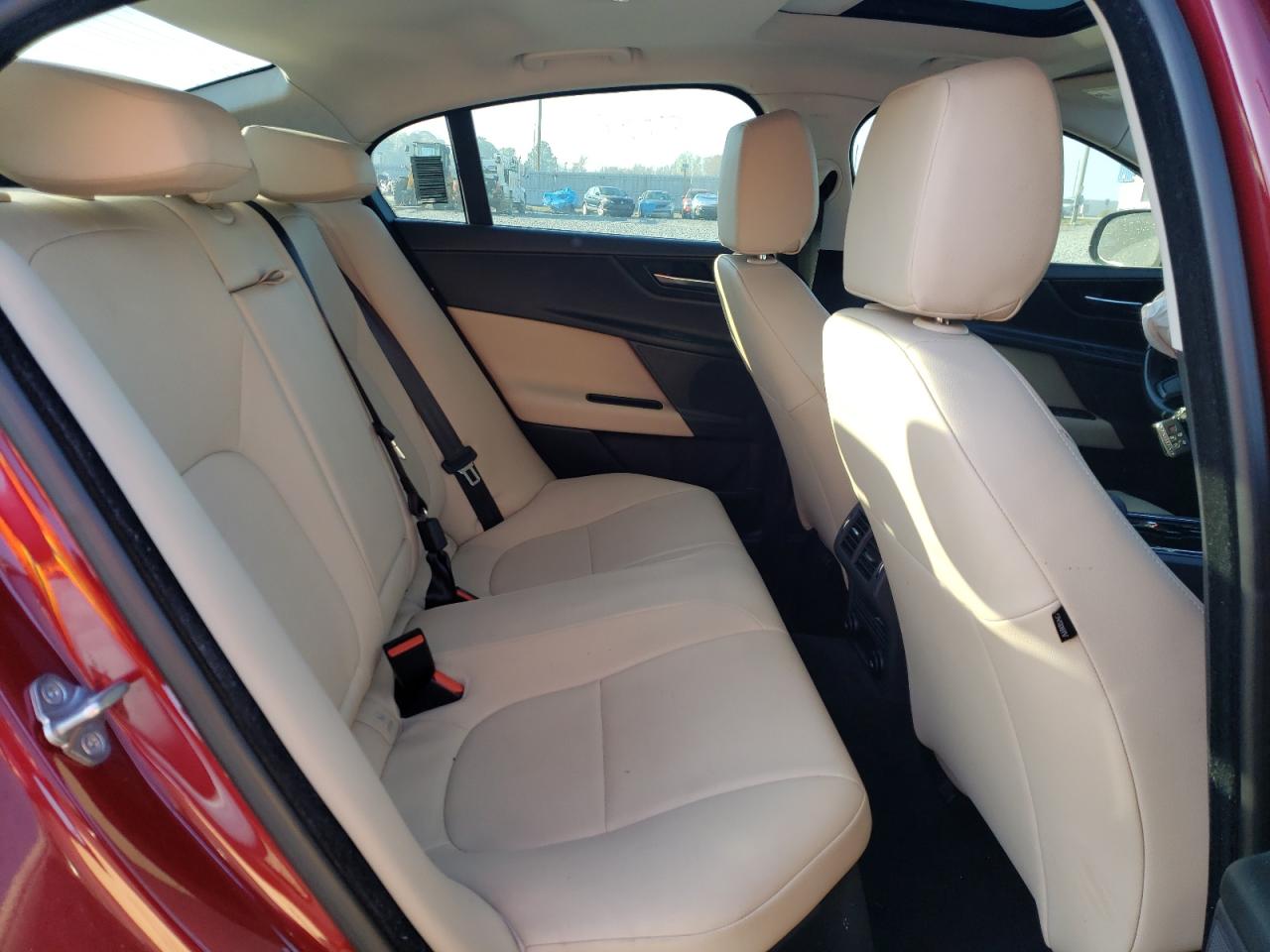 Photo 6 from auction – 2017 JAGUAR XE PREMIUM with VIN SAJAD4BG6HA956195