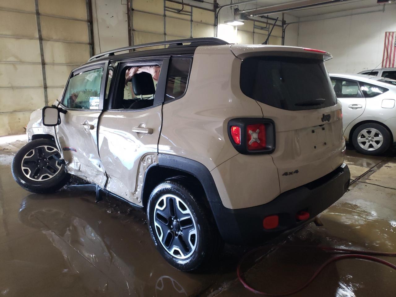 Photo 3 from auction – 2016 JEEP RENEGADE T with VIN ZACCJBCT9GPD43356