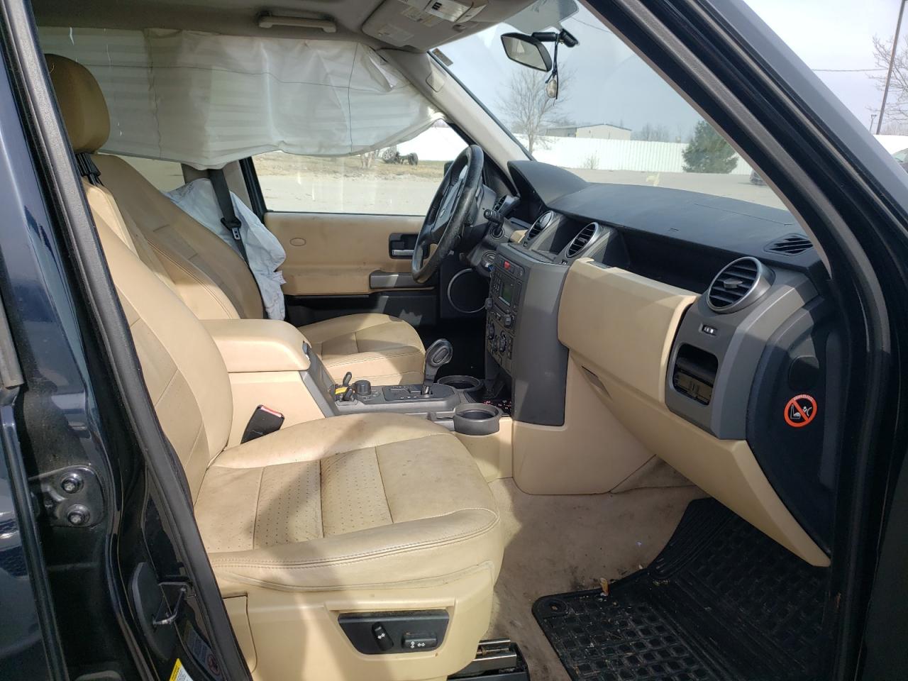 Photo 5 from auction – 2006 LAND ROVER LR3 SE with VIN SALAE25436A374479