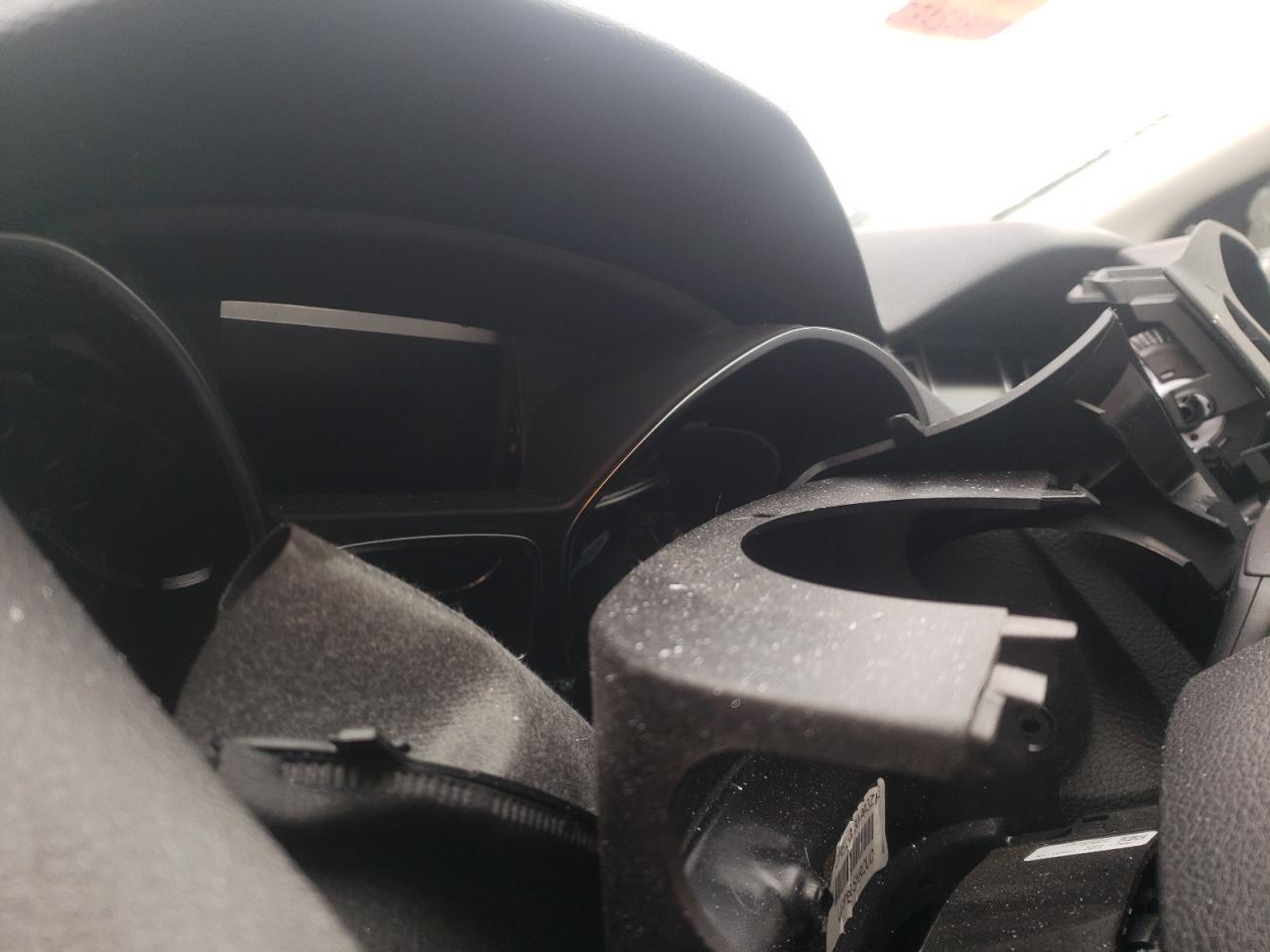 Photo 8 from auction – 2014 FORD FOCUS SE with VIN 1FADP3F27EL197946