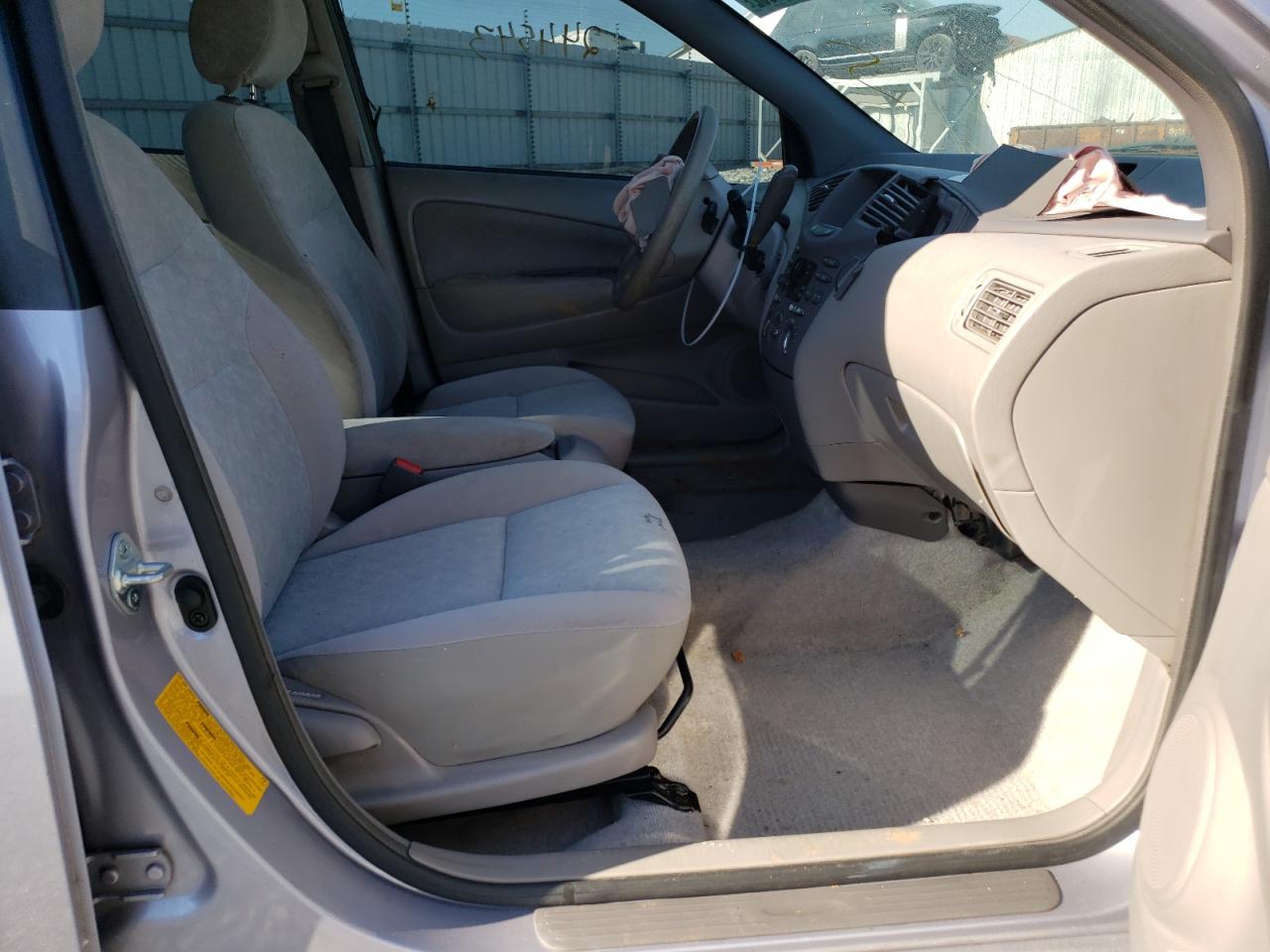 Photo 5 from auction – 2002 TOYOTA PRIUS with VIN JT2BK18U020049906