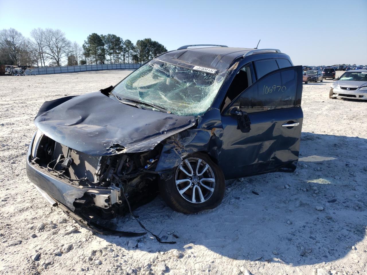 Photo 9 from auction – 2014 NISSAN PATHFINDER with VIN 5N1AR2MN1EC650288