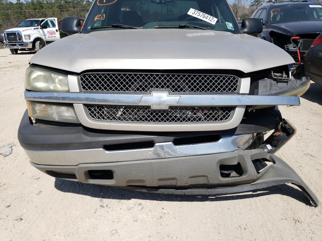 Photo 9 from auction – 2005 CHEVROLET SILVERADO with VIN 1GCEC19T15Z328773