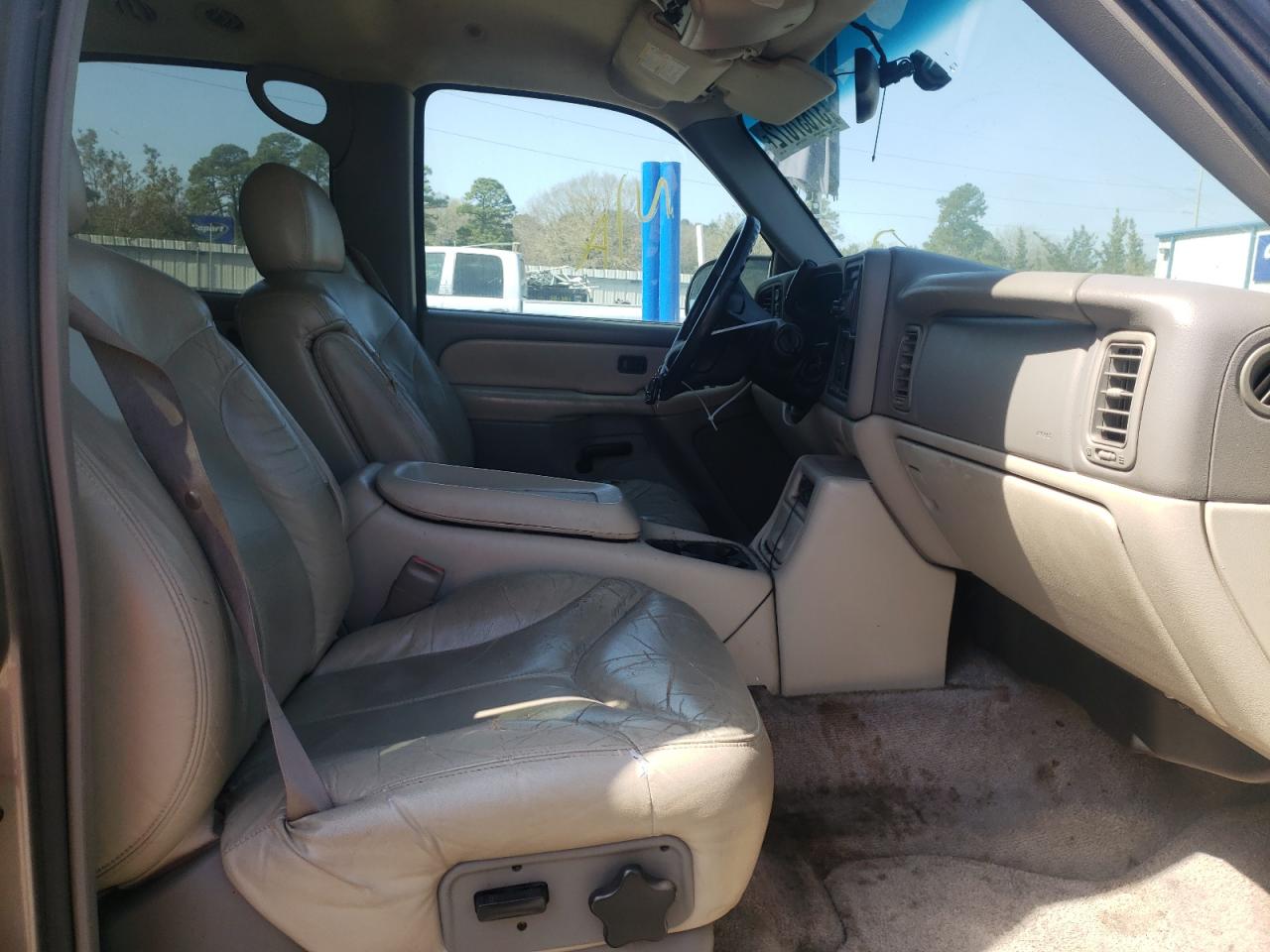 Photo 5 from auction – 2001 GMC YUKON with VIN 1GKEK13T11J174901