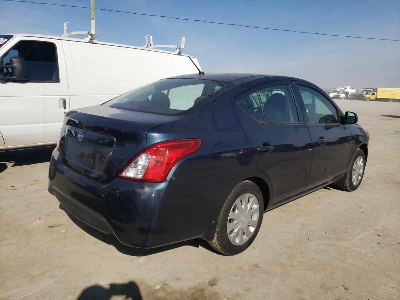 Foto 4 de la subasta – 2015 NISSAN VERSA con VIN 3N1CN7AP6FL837532