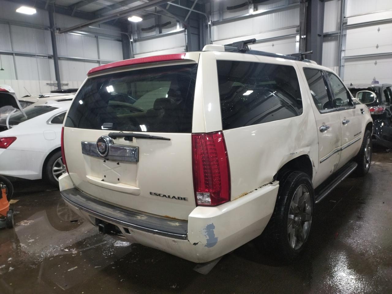 Photo 4 from auction – 2008 CADILLAC ESCALADE E with VIN 1GYFK66898R205211