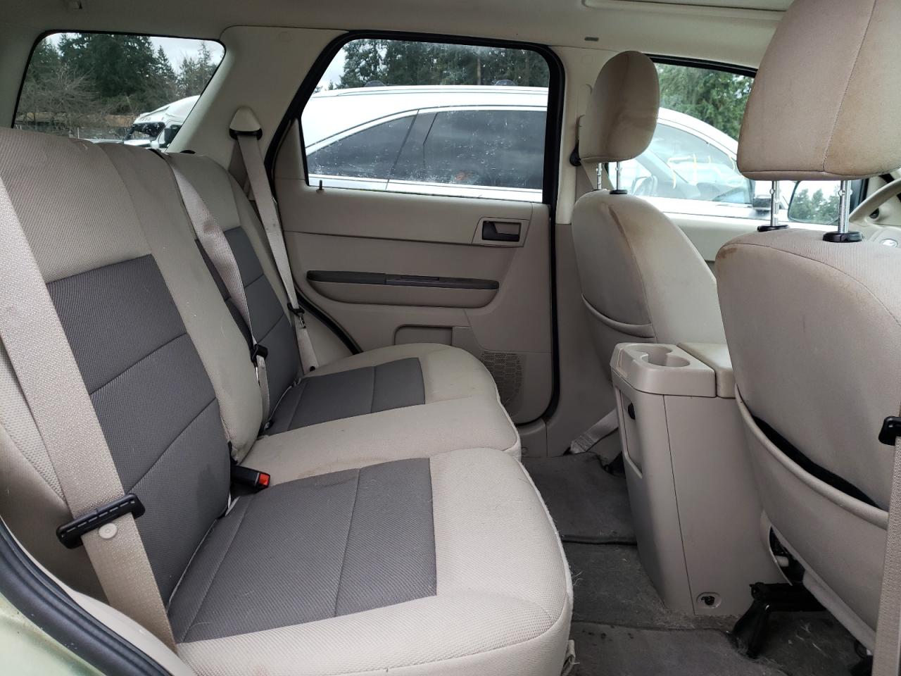 Photo 6 from auction – 2008 FORD ESCAPE XLT with VIN 1FMCU93198KB68919