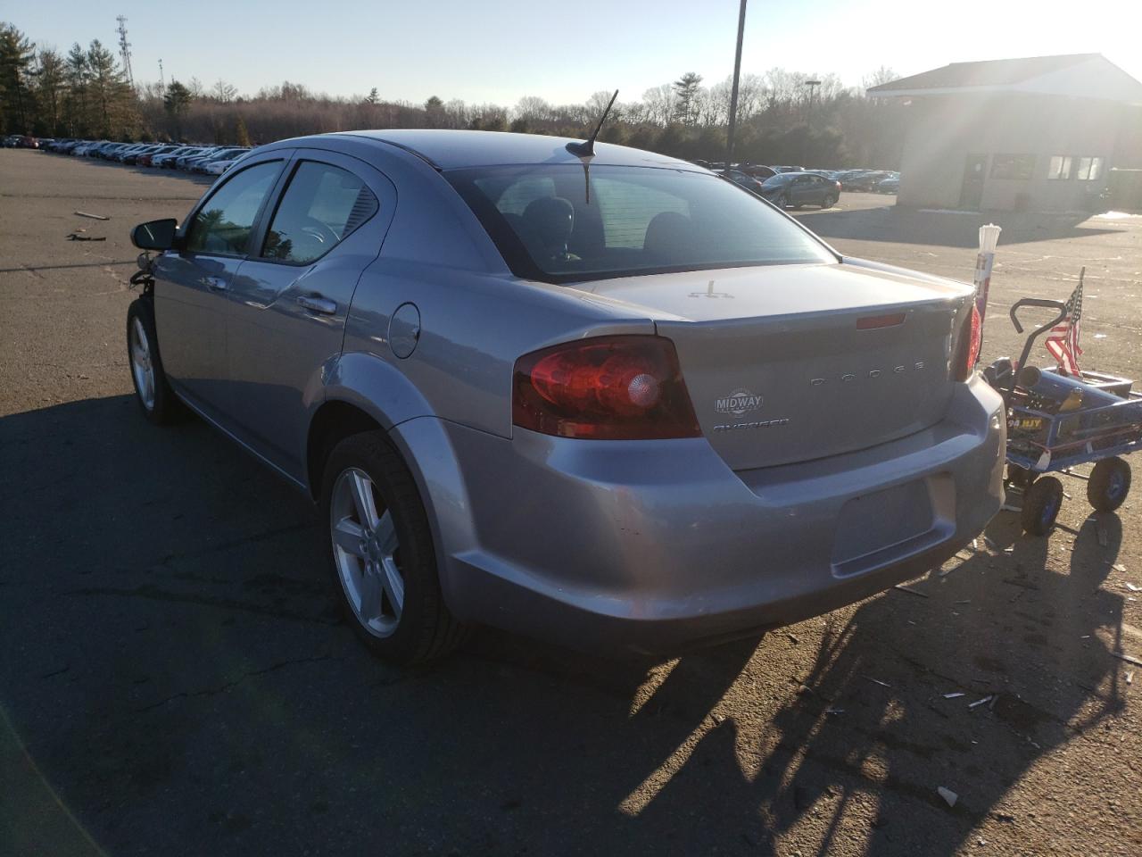 Фото 3 с аукциона – 2013 DODGE AVENGER SE с VIN 1C3CDZAB6DN681610