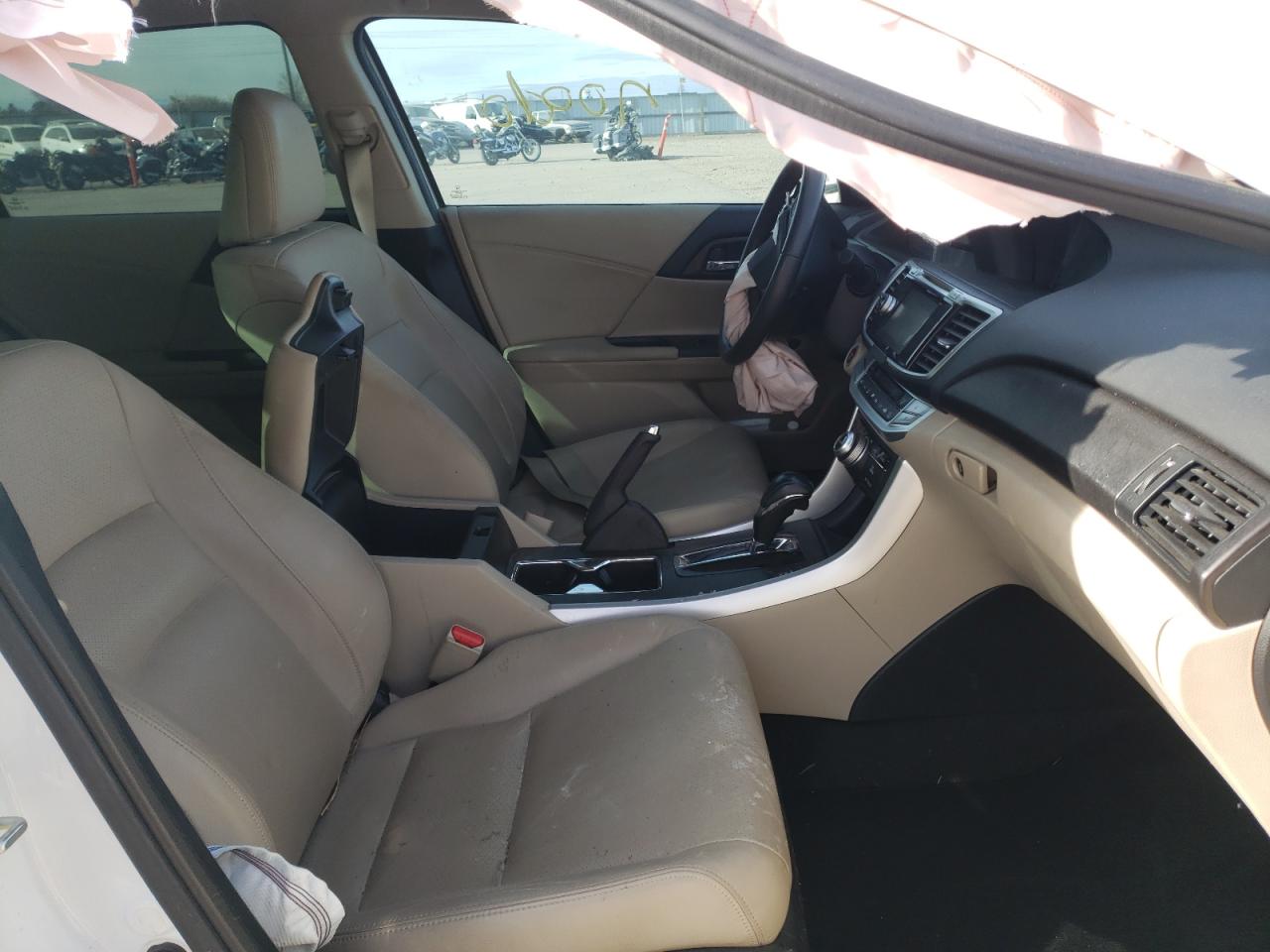 Photo 5 from auction – 2014 HONDA ACCORD EXL with VIN 1HGCR2F85EA196239
