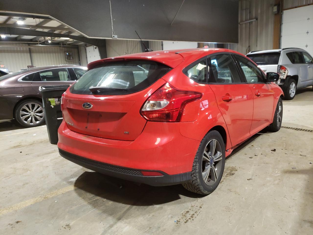 Photo 4 from auction – 2014 FORD FOCUS SE with VIN 1FADP3K27EL142905