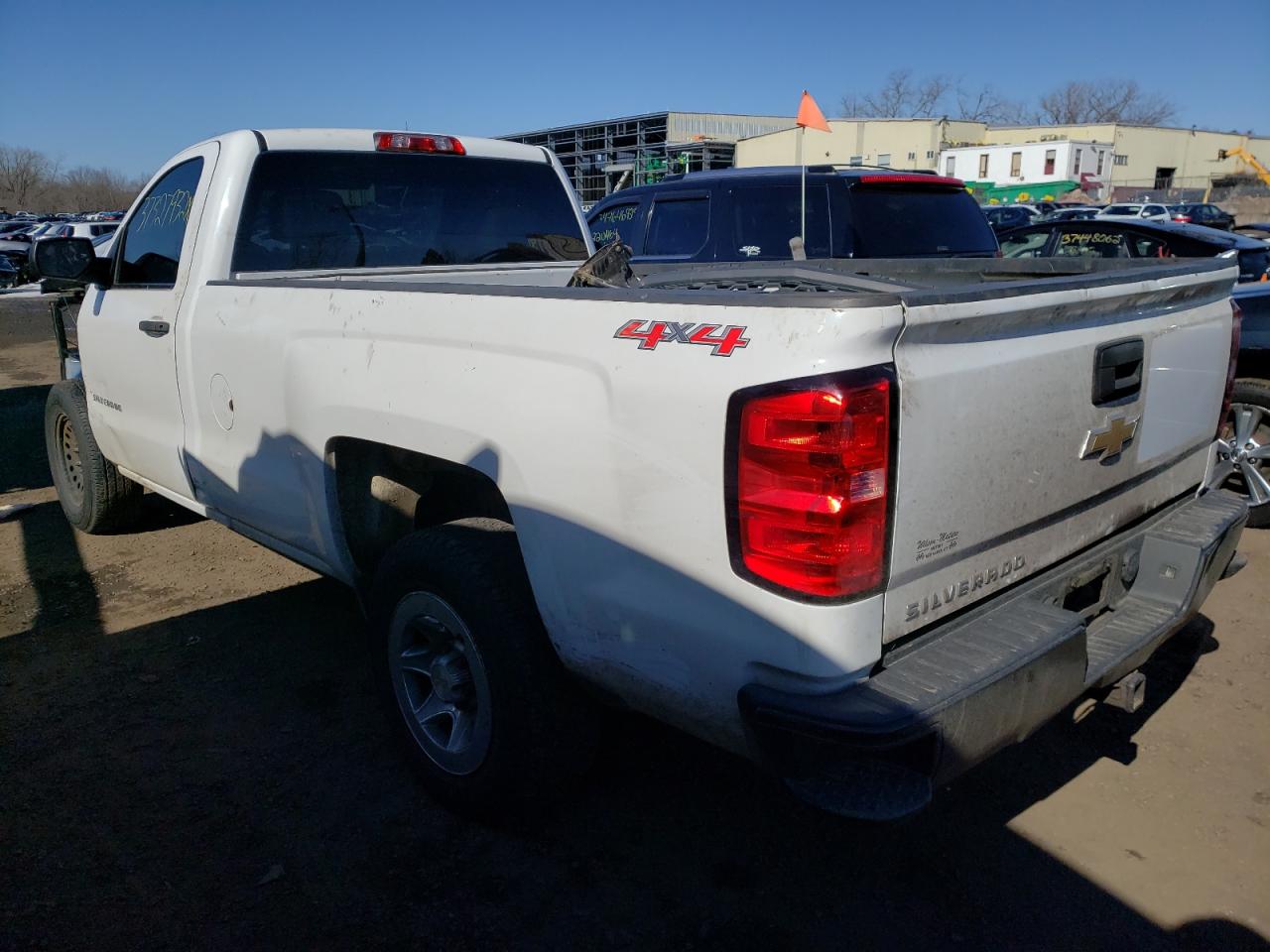 Photo 3 from auction – 2015 CHEVROLET SILVERADO with VIN 1GCNKPEH3FZ391012