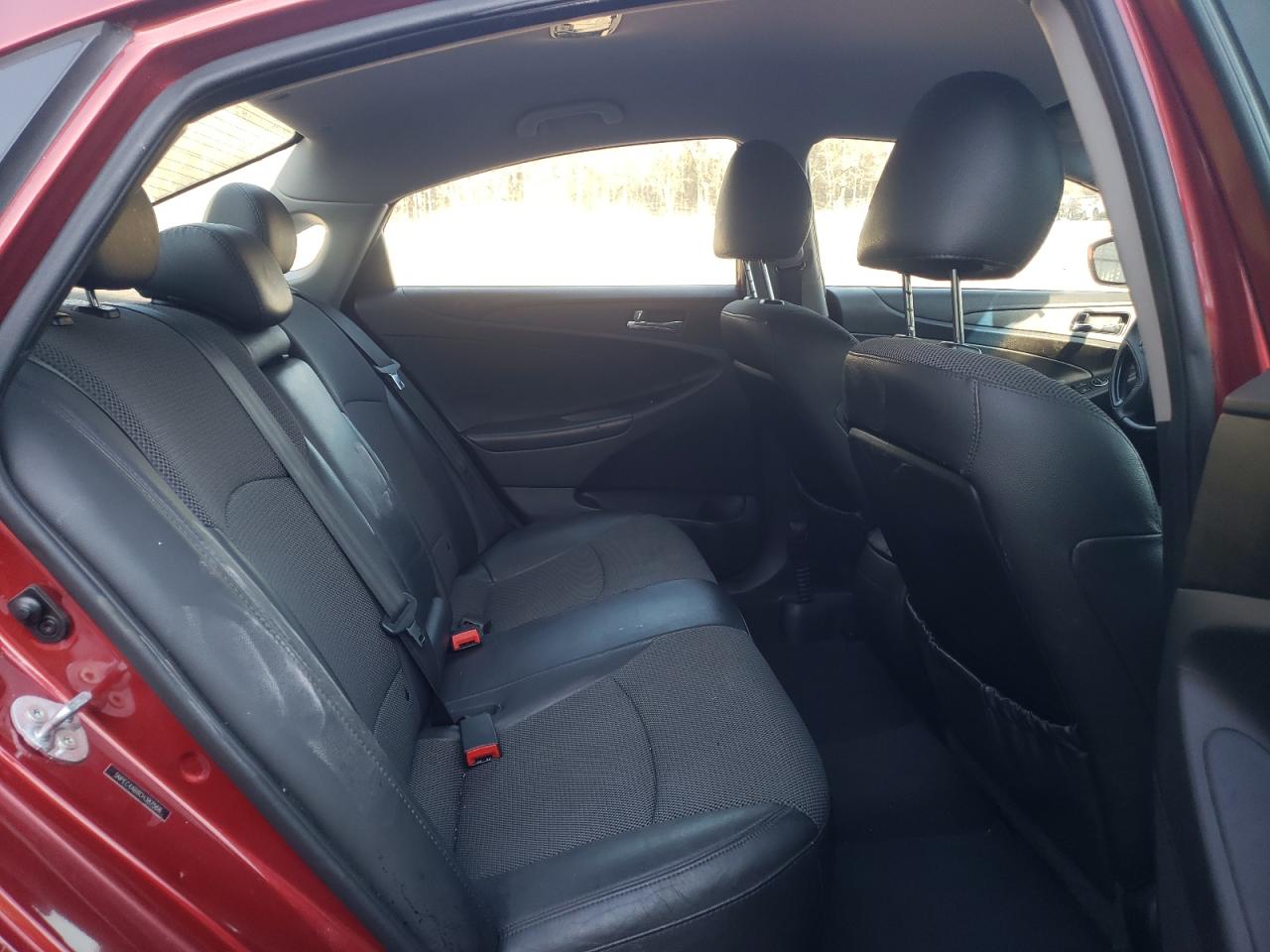 Photo 6 from auction – 2012 HYUNDAI SONATA SE with VIN 5NPEC4AB8CH387568