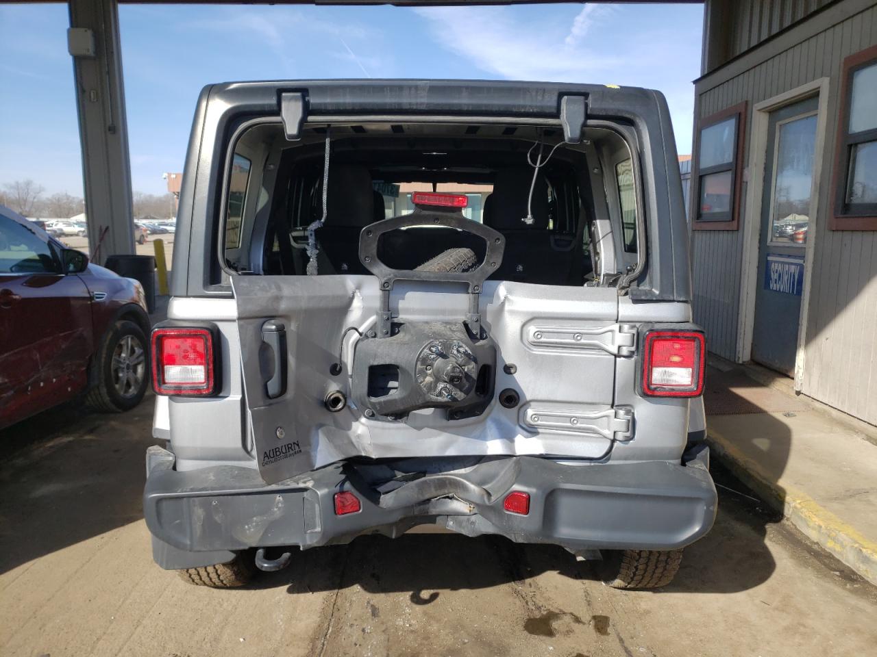 Photo 9 from auction – 2018 JEEP WRANGLER U with VIN 1C4HJXEG2JW132612