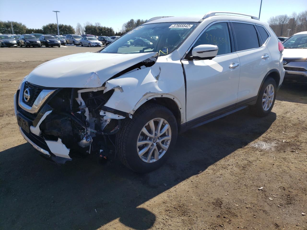 Photo 2 from auction – 2017 NISSAN ROGUE S with VIN KNMAT2MV9HP563161
