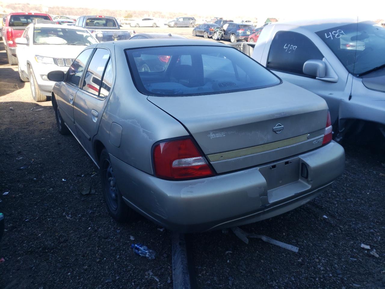 Photo 3 from auction – 2001 NISSAN ALTIMA XE with VIN 1N4DL01D81C152401