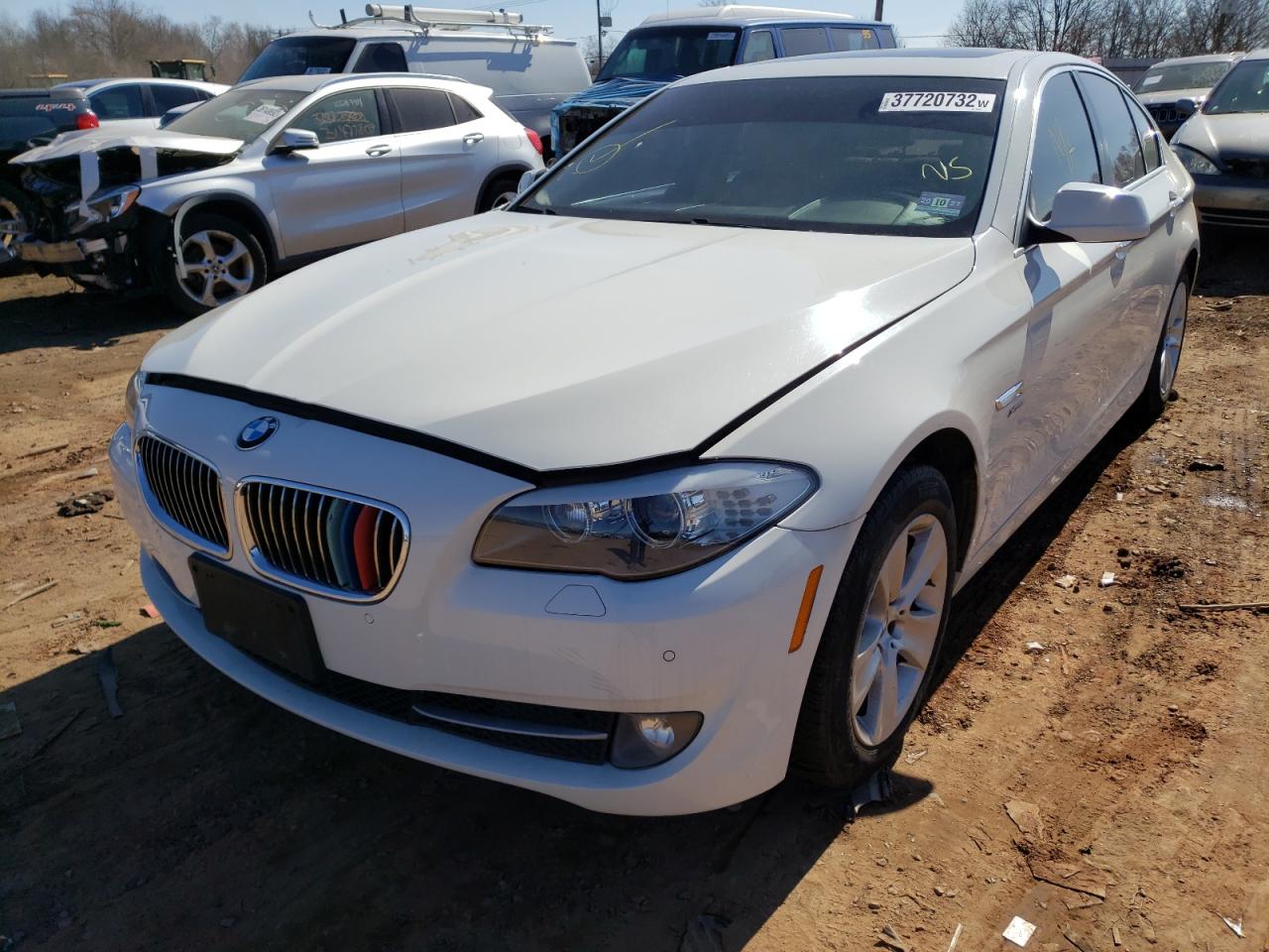 Photo 2 from auction – 2012 BMW 528 XI with VIN WBAXH5C55CDW06979