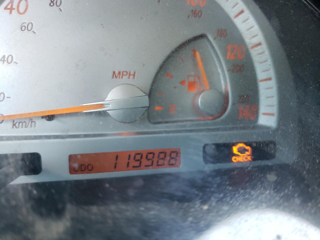 Photo 8 from auction – 2002 TOYOTA CAMRY LE with VIN 4T1BF30K52U517067