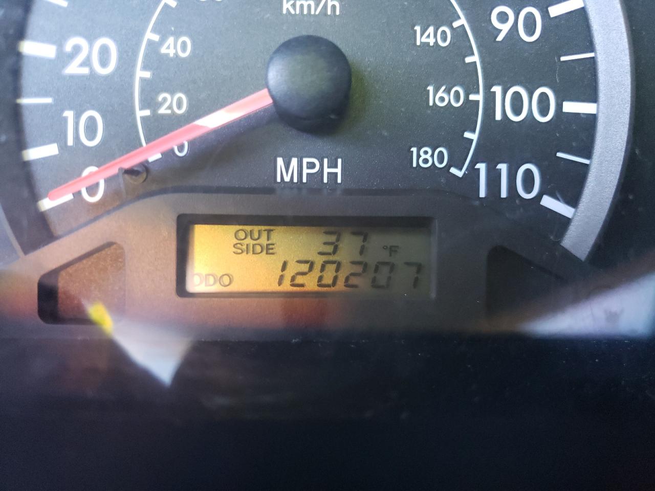 Photo 8 from auction – 2003 TOYOTA COROLLA with VIN 1NXBR32E33Z117508