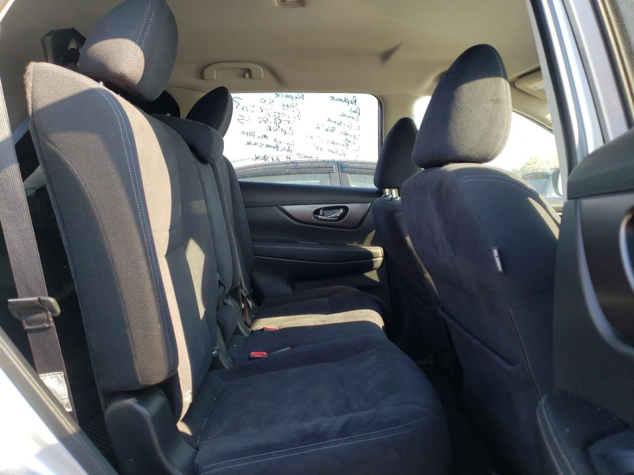 Photo 6 from auction – 2016 NISSAN ROGUE S with VIN JN8AT2MT8GW014042