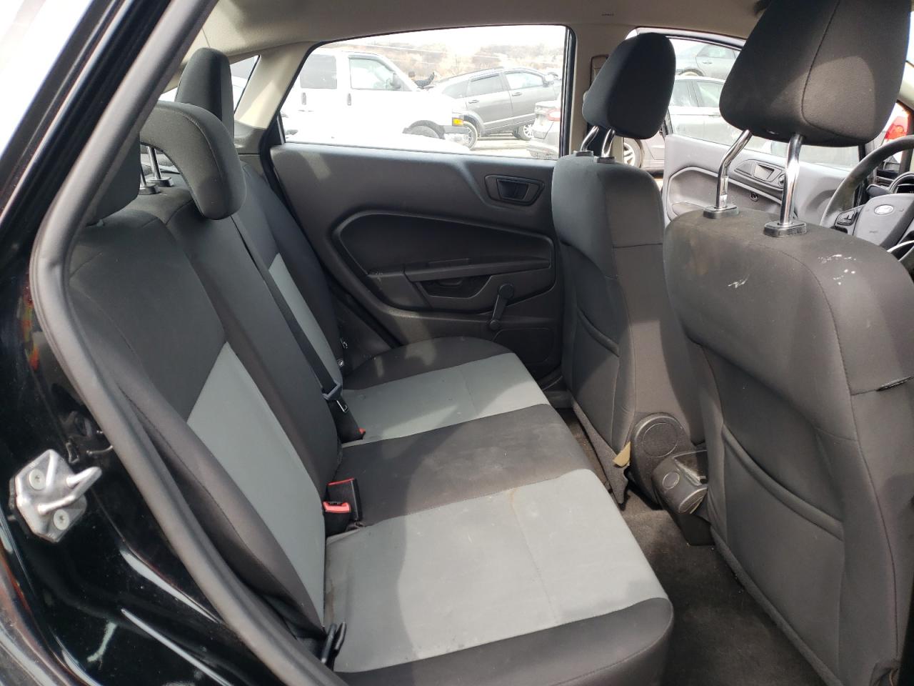 Photo 6 from auction – 2016 FORD FIESTA S with VIN 3FADP4AJ7GM153998