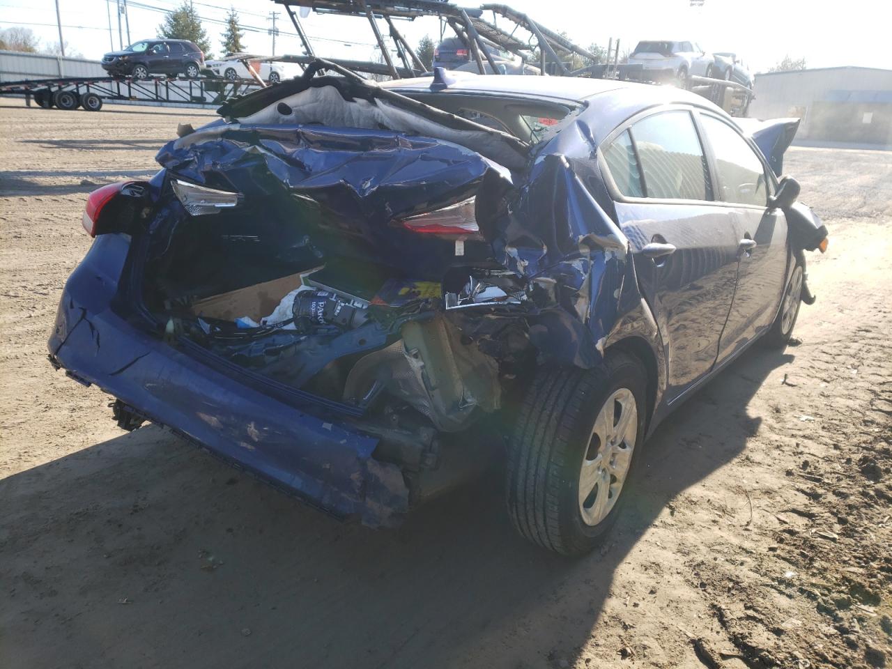 Photo 4 from auction – 2018 KIA FORTE LX with VIN 3KPFK4A72JE258729