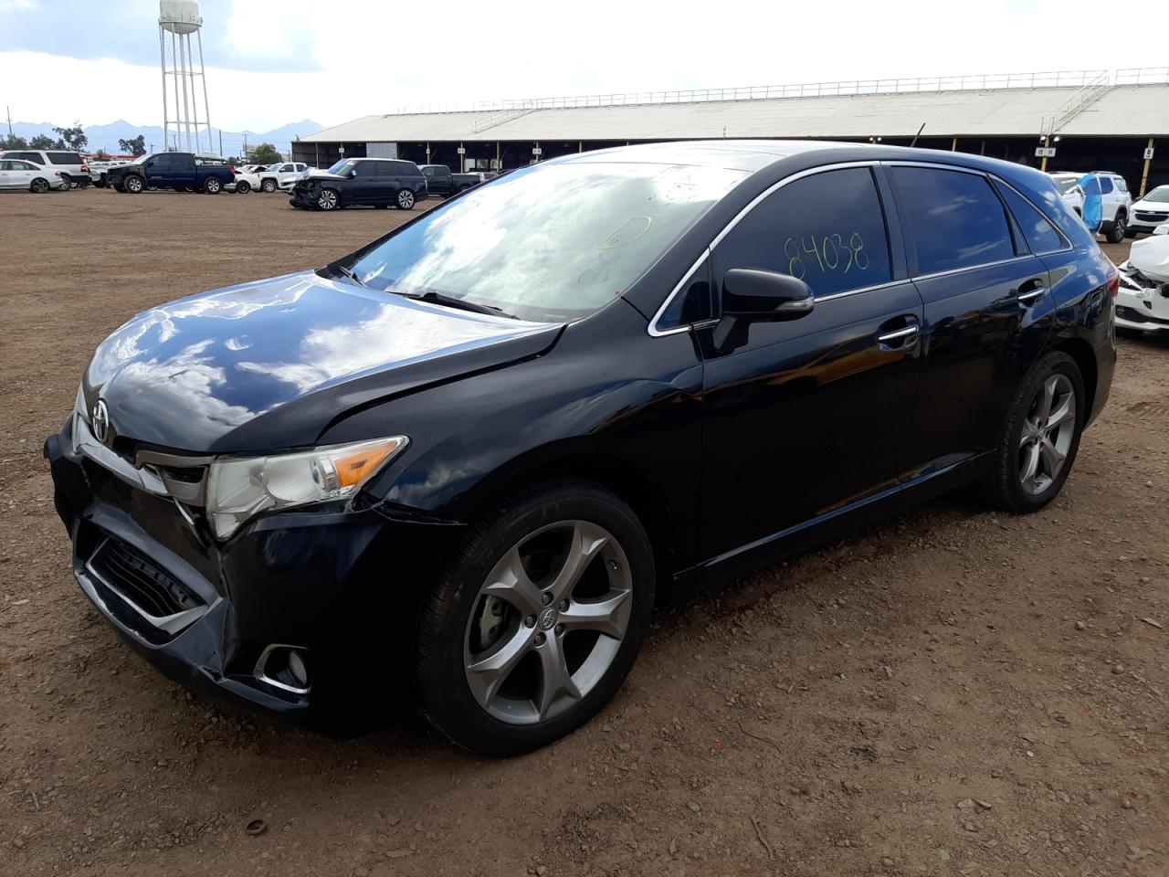 Photo 2 from auction – 2014 TOYOTA VENZA LE with VIN 4T3ZK3BBXEU068066