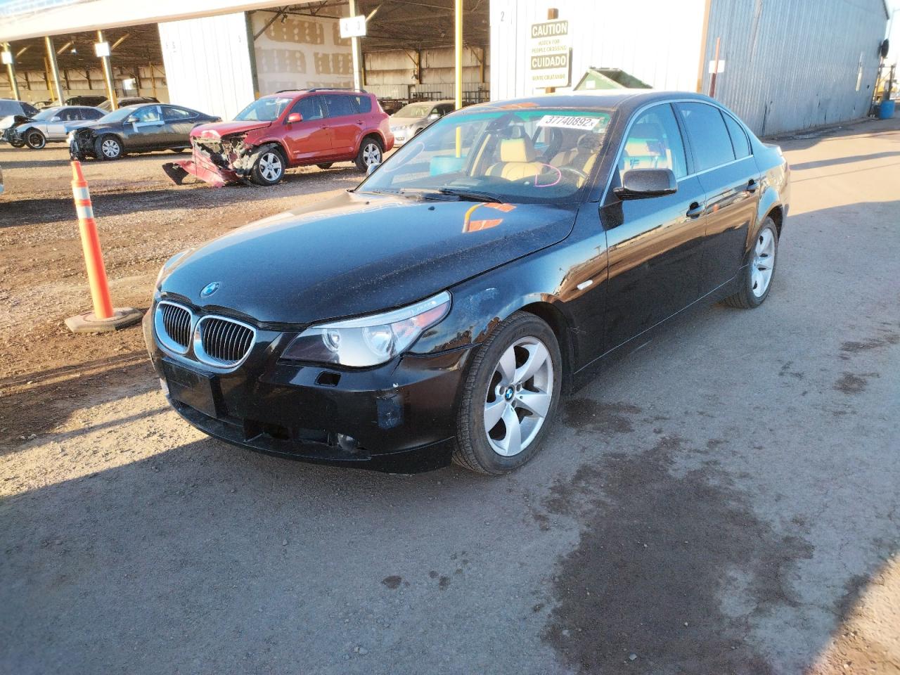 Photo 2 from auction – 2007 BMW 525 I with VIN WBANE53577CW68735