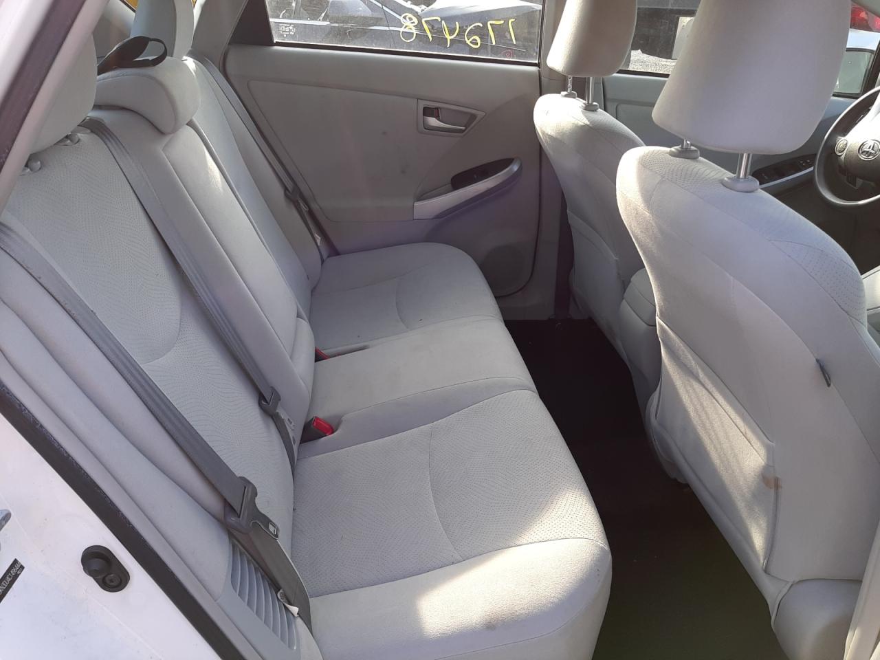 Photo 6 from auction – 2012 TOYOTA PRIUS with VIN JTDKN3DU4C1496444