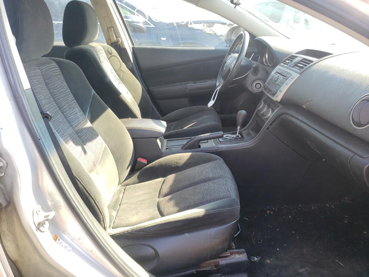 Photo 5 from auction – 2009 MAZDA 6 I with VIN 1YVHP81A095M17195