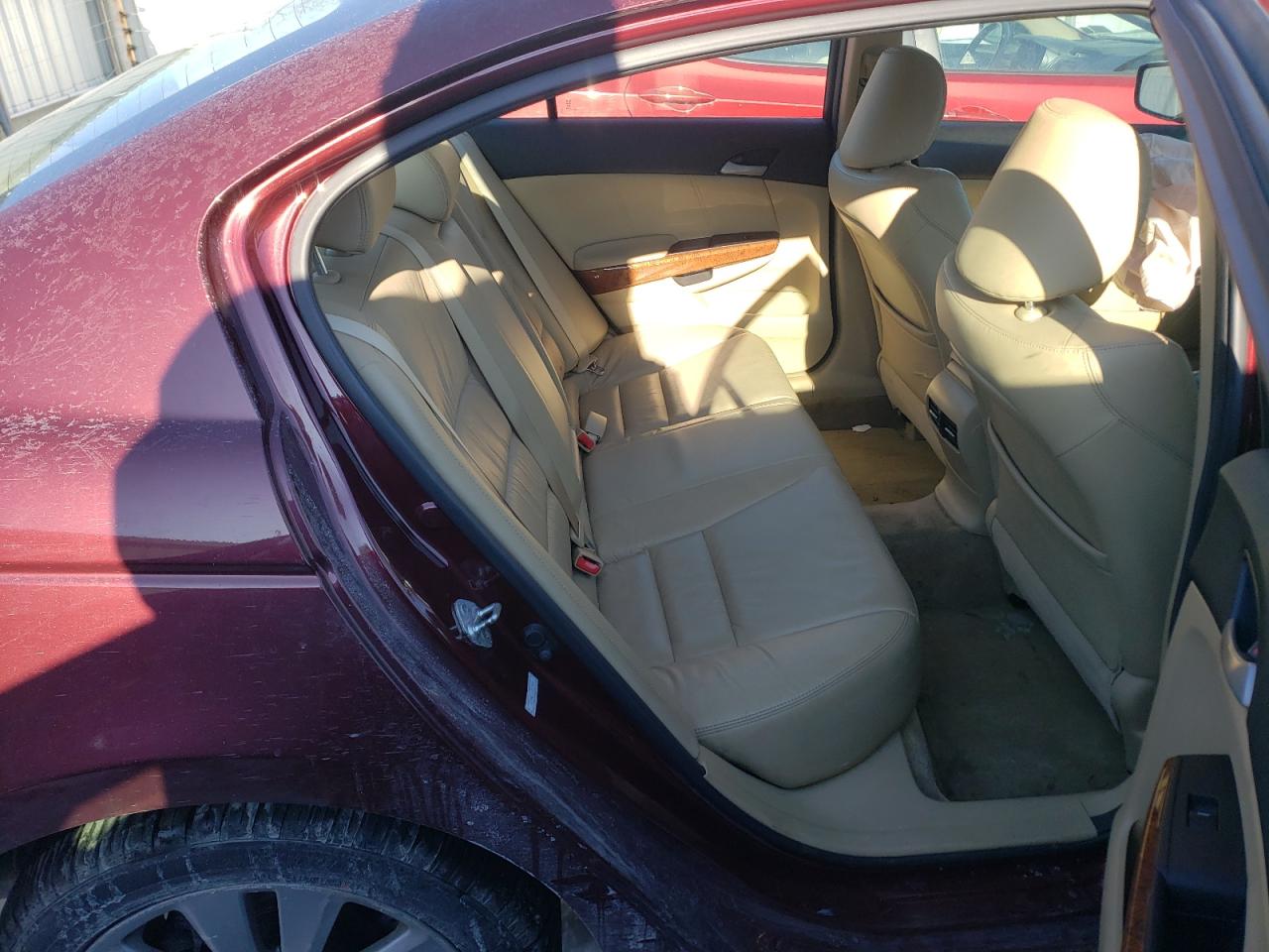 Photo 6 from auction – 2012 HONDA ACCORD EXL with VIN 1HGCP3F83CA030343