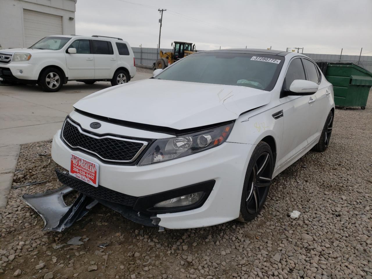 Photo 2 from auction – 2012 KIA OPTIMA SX with VIN 5XXGR4A68CG057399