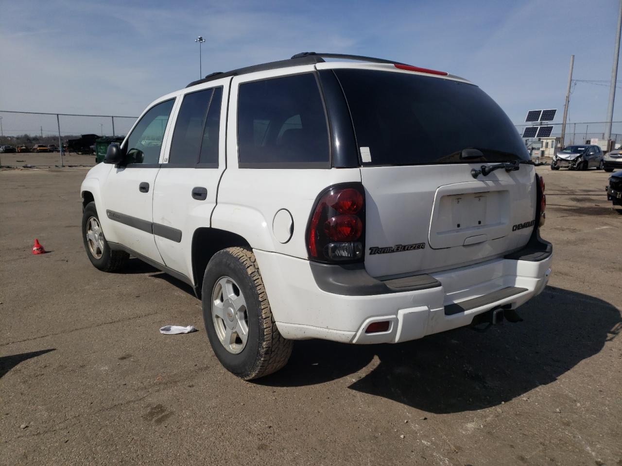 Photo 3 from auction – 2003 CHEVROLET TRAILBLAZE with VIN 1GNDS13S132241466