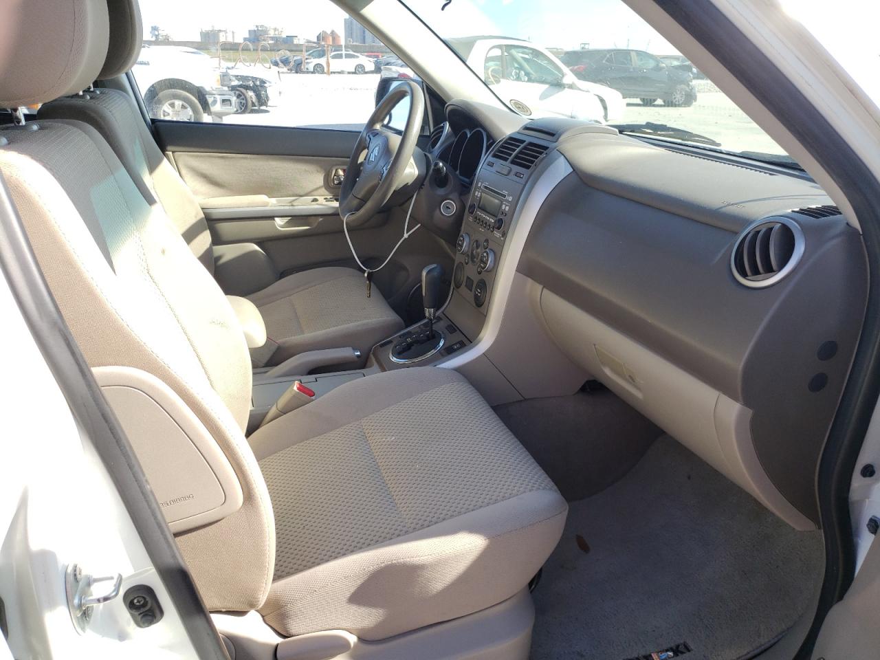 Photo 5 from auction – 2011 SUZUKI GRAND VITA with VIN JS3TE0D23B4100410