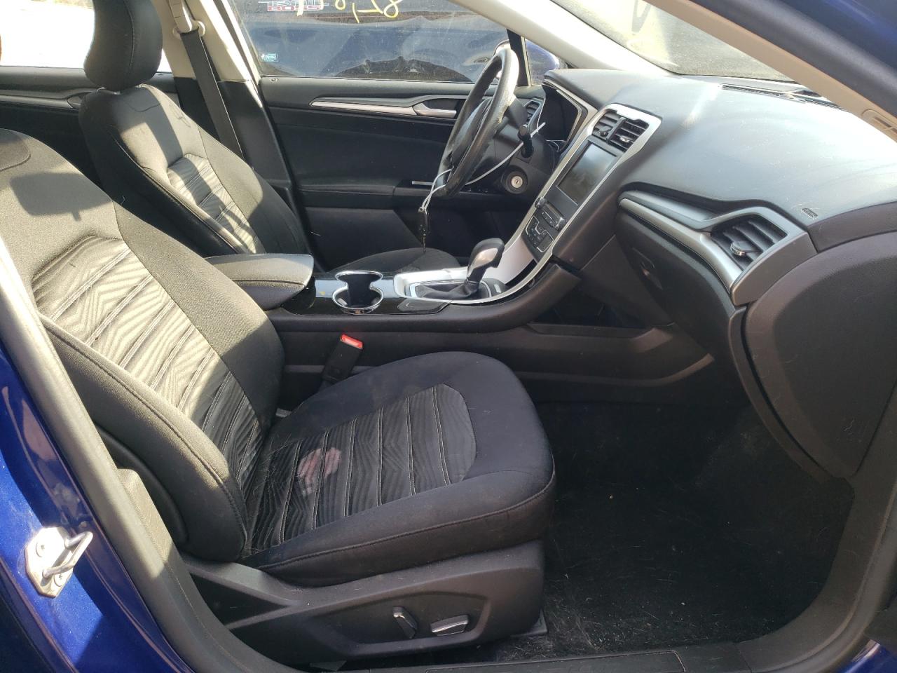 Photo 5 from auction – 2016 FORD FUSION SE with VIN 3FA6P0H79GR306444