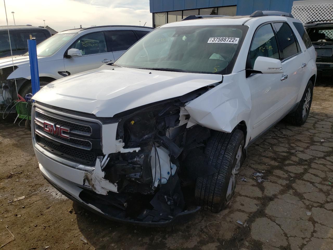 Photo 2 from auction – 2016 GMC ACADIA SLT with VIN 1GKKRRKD8GJ252249