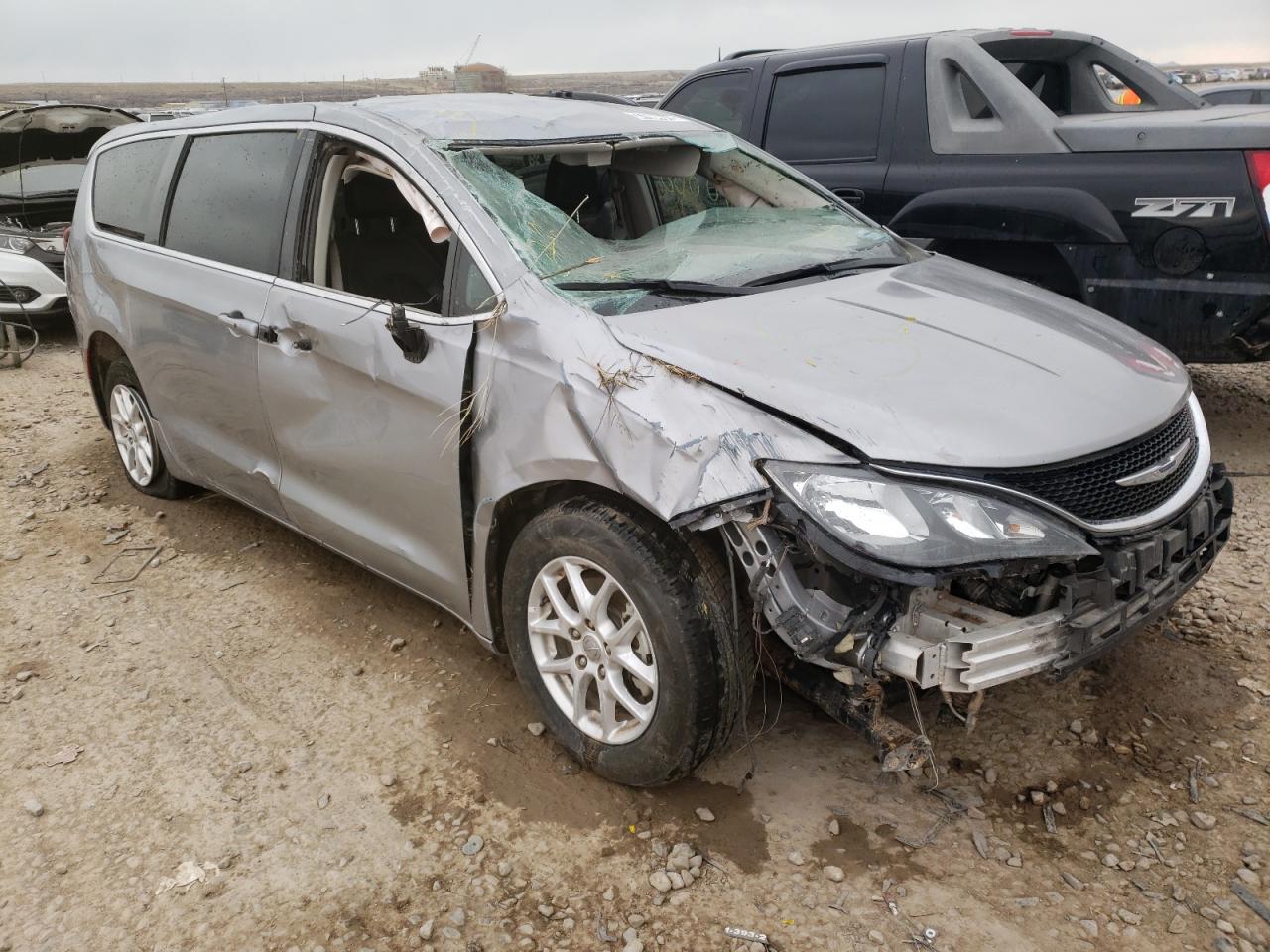 Photo 1 from auction – 2020 CHRYSLER VOYAGER LX with VIN 2C4RC1DGXLR260511