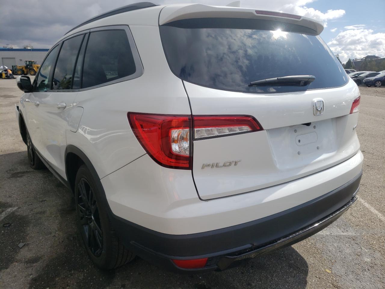 Photo 3 from auction – 2021 HONDA PILOT SE with VIN 5FNYF5H29MB011932