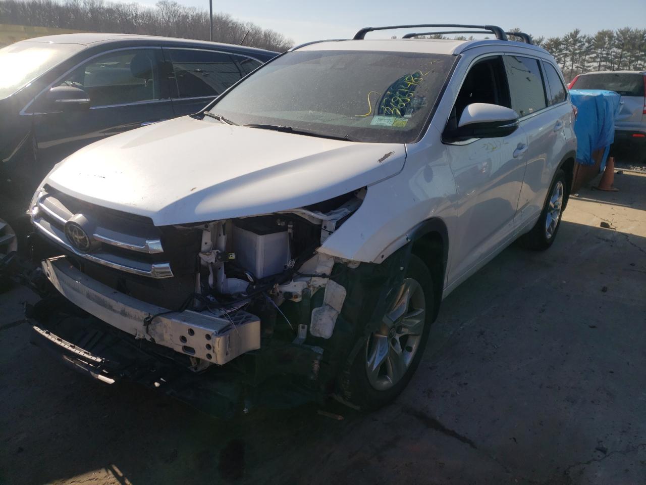 Photo 2 from auction – 2019 TOYOTA HIGHLANDER with VIN 5TDDZRFH0KS977308