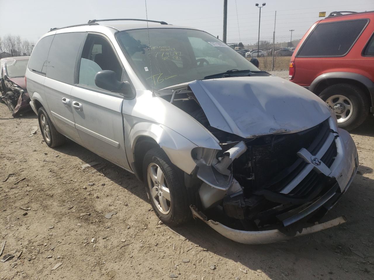 DODGE GRAND CARA 2006 with VIN 2D4GP44L16R779092 - Photo from auction