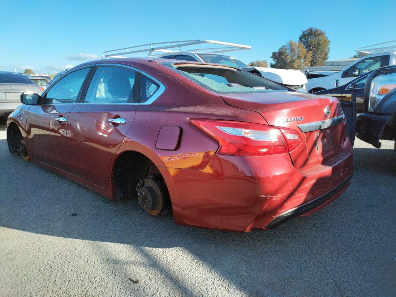 Photo 3 from auction – 2016 NISSAN ALTIMA 2.5 with VIN 1N4AL3AP1GN376833