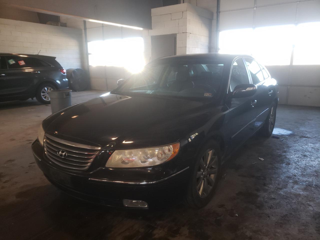 Photo 2 from auction – 2009 HYUNDAI AZERA with VIN KMHFC46F69A392909