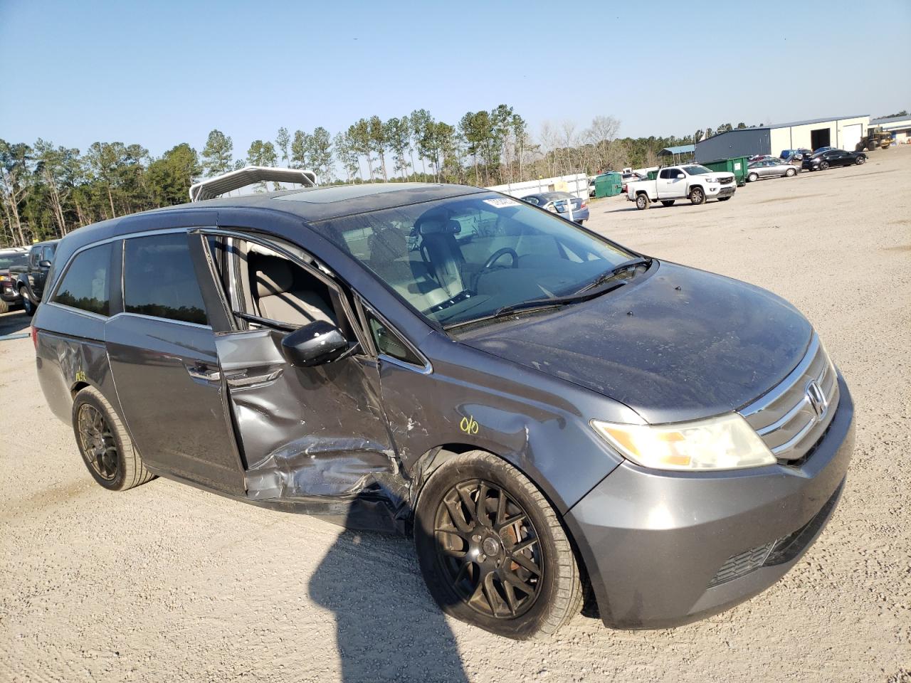 HONDA ODYSSEY EX 2011 with VIN 5FNRL5H63BB043479 - Photo from auction