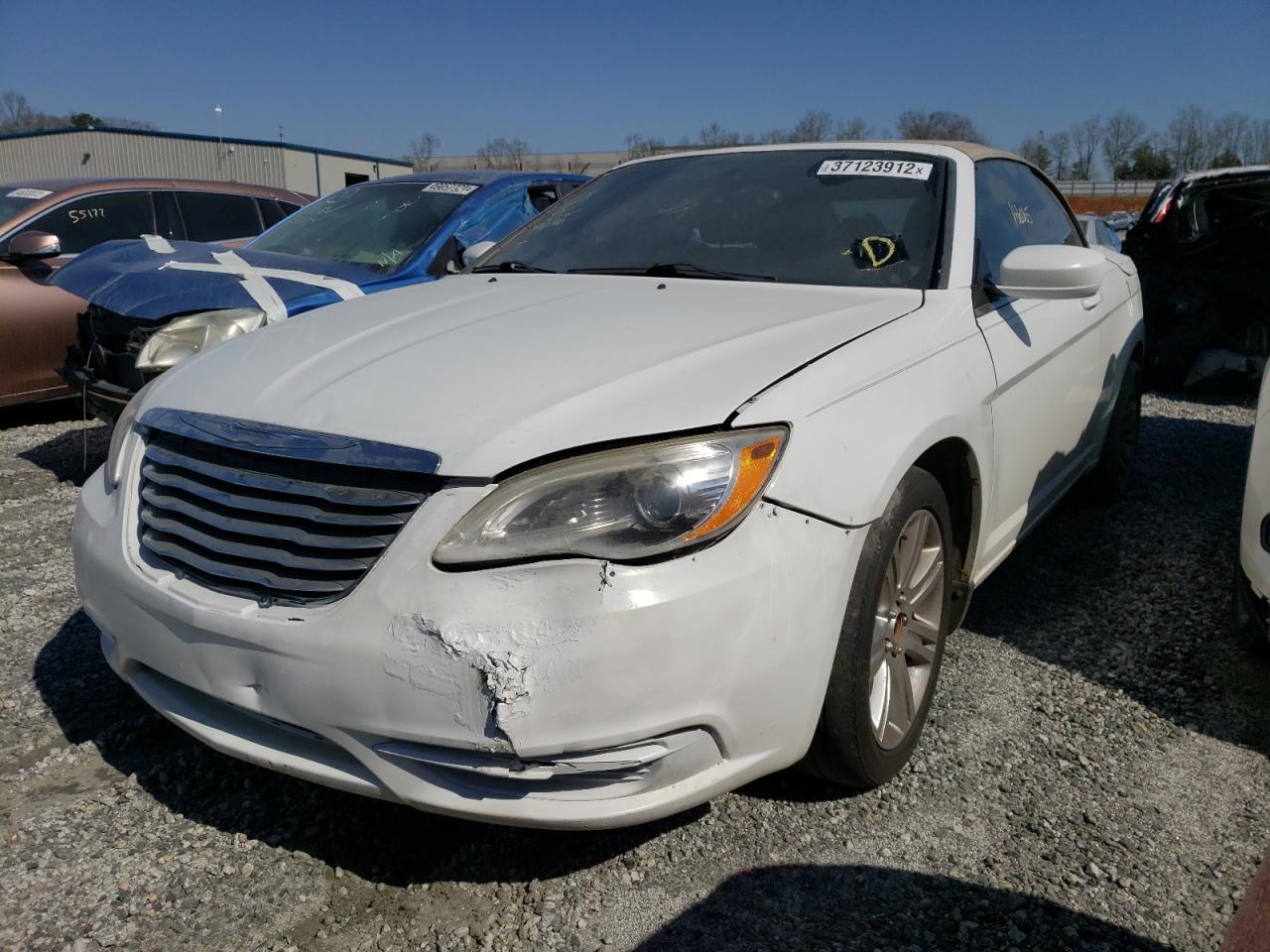 Photo 2 from auction – 2011 CHRYSLER 200 TOURIN with VIN 1C3BC2EB4BN563889