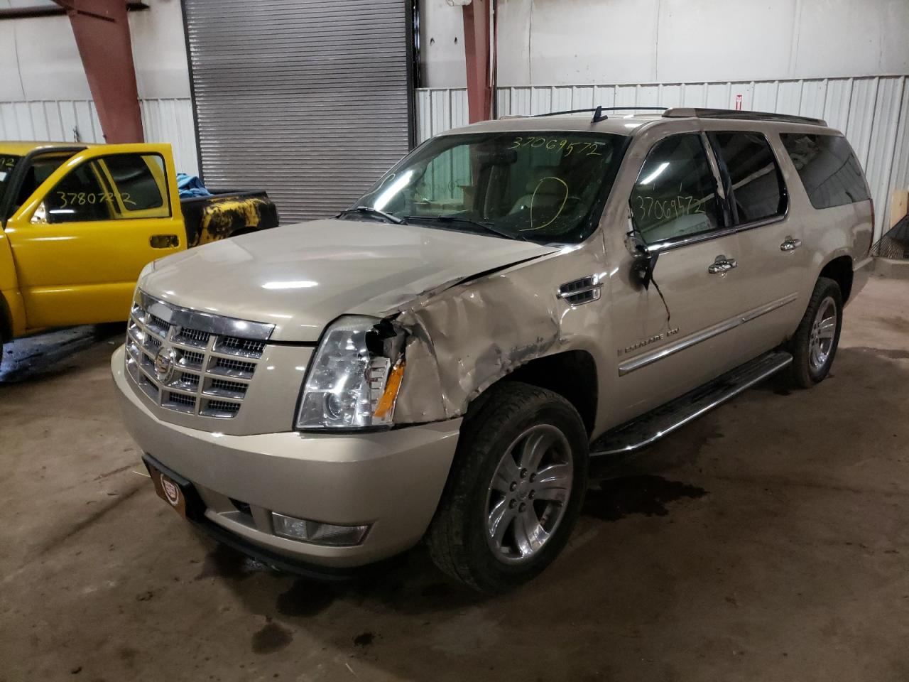 Photo 2 from auction – 2007 CADILLAC ESCALADE E with VIN 1GYFK66877R322199